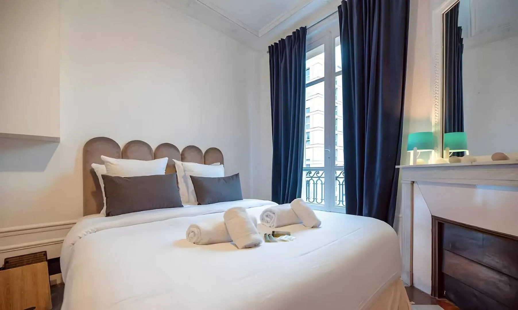 Tbs 321 - Superb Apartment With Eiffel Tower View Paris France